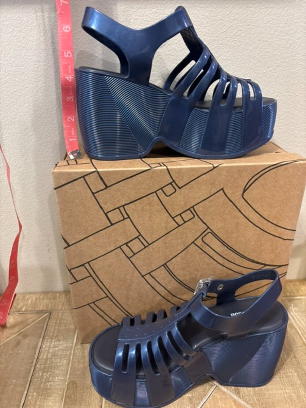 NEW Melissa MEL Station 79 Pearly Blue Jelly Platform Sandals Candy Scented - Picture 5 of 6